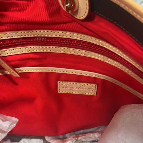 NWT Brown Dooney and Bourke Bailey Bag - Picture 7 of 7